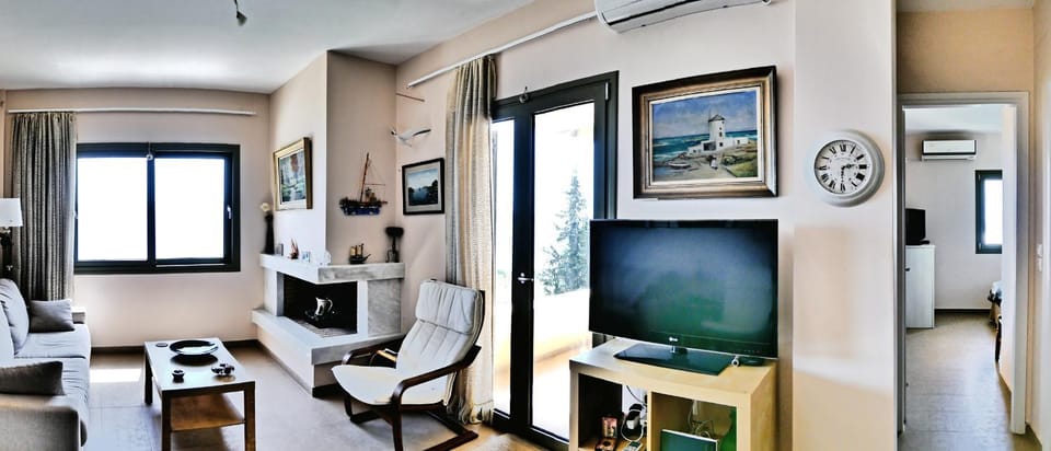 Living room, Sea view