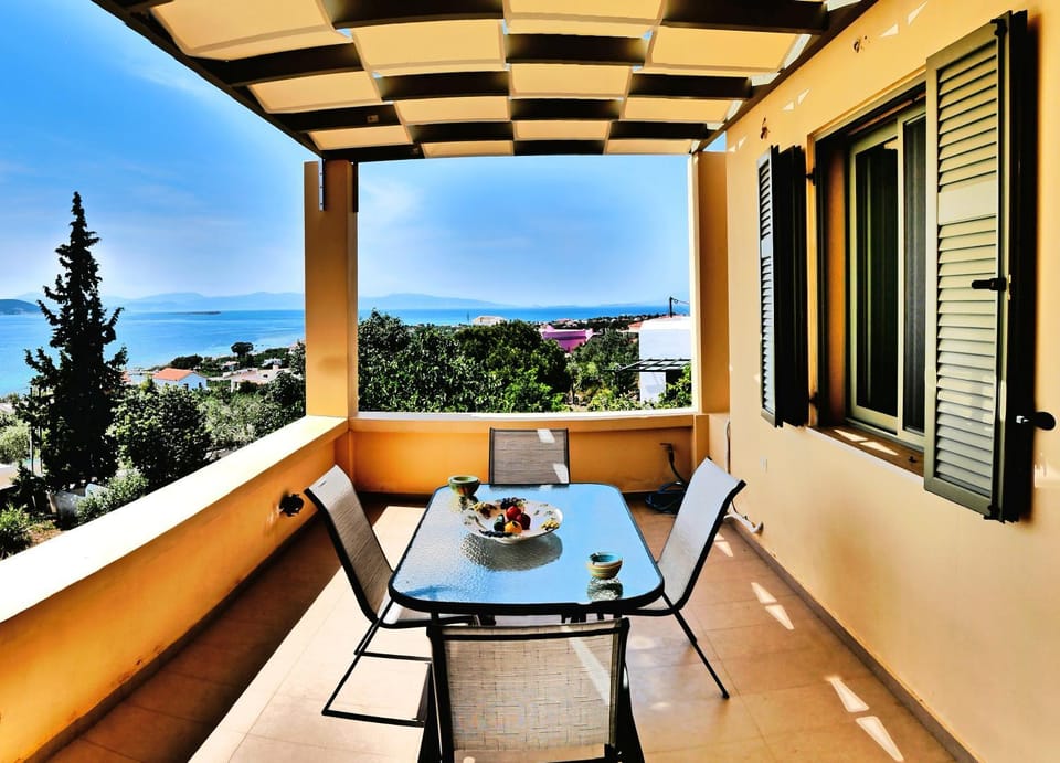 Balcony/Terrace, Garden view, Sea view