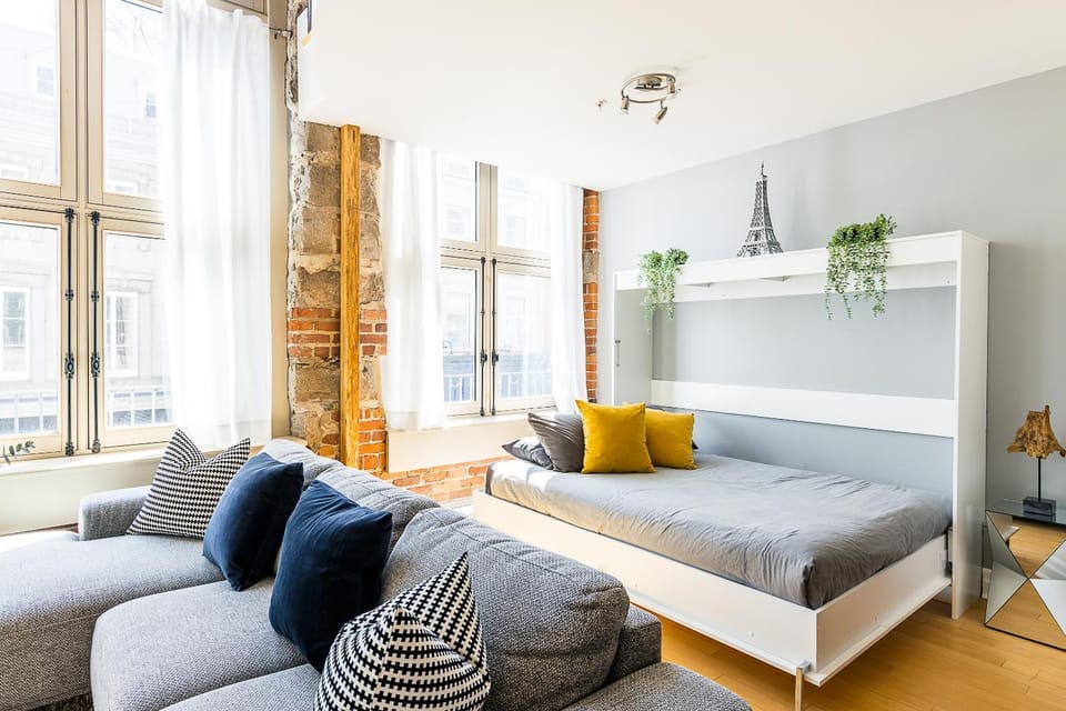 Les Lofts St Jean Apartment in Quebec City