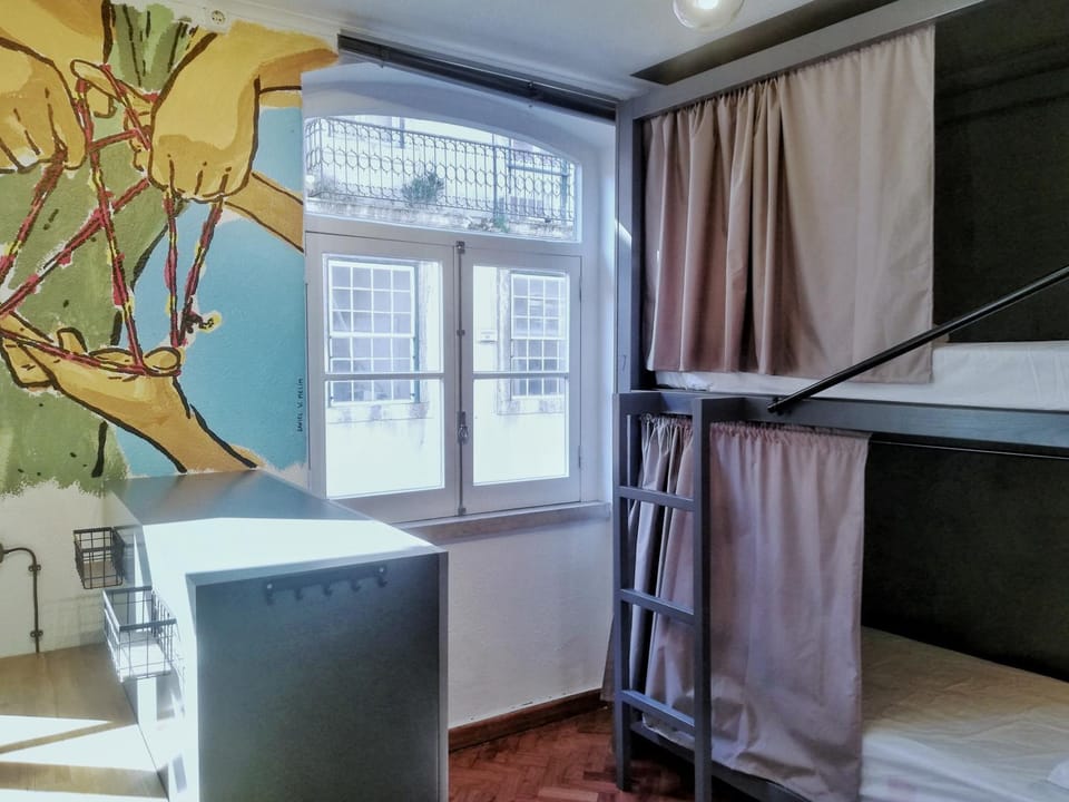 Bed, Bedroom, bunk bed, microwave