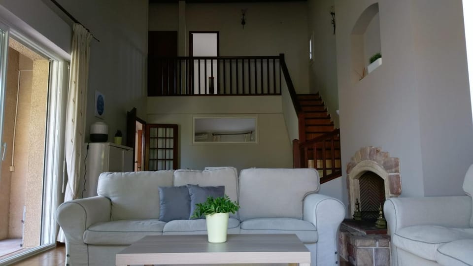 maison avec piscine House in Occitanie