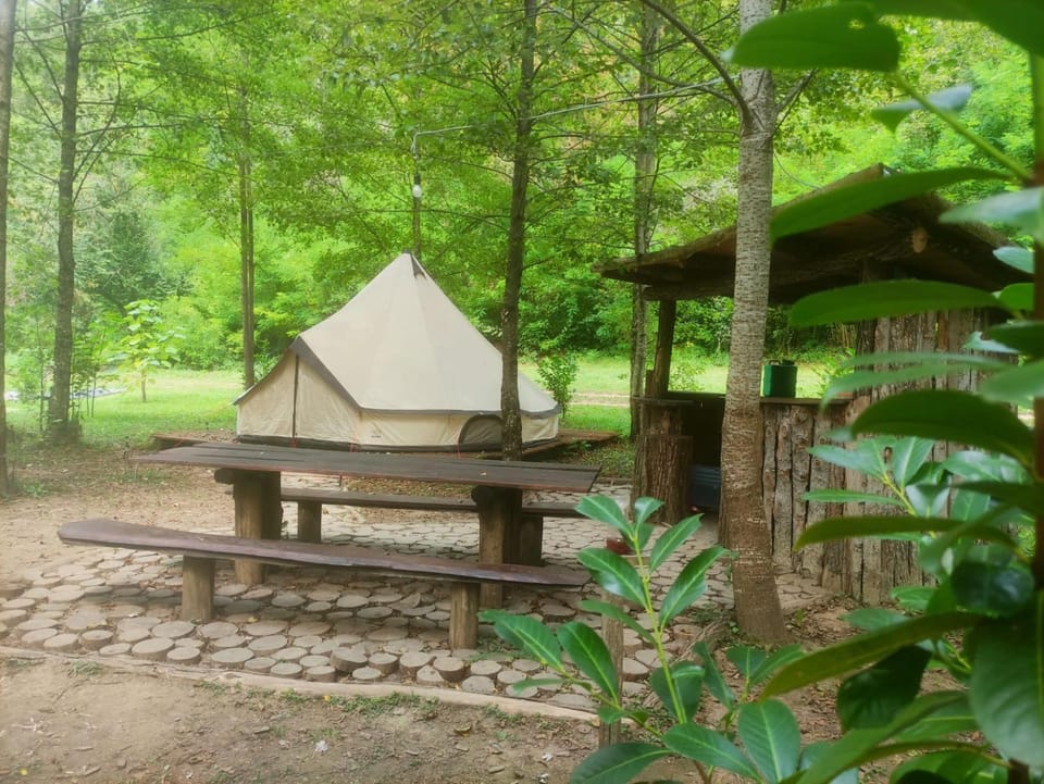 Robinson camp Kupa - Juratovićki brig Luxury tent in Slovenia