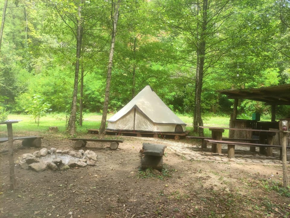 Robinson camp Kupa - Juratovićki brig Luxury tent in Slovenia