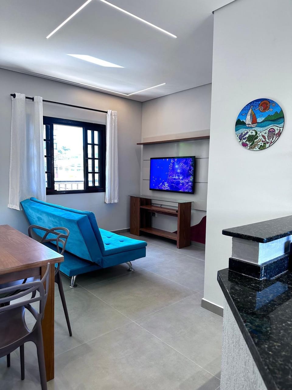 Apto Funcional próximo a Orla do Centro HS4 Apartment in Ubatuba