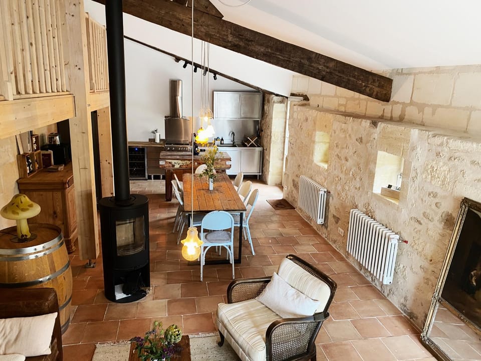 Living room, Dining area, kitchen