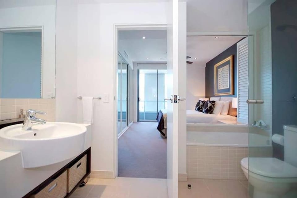 Bathroom, Photo of the whole room
