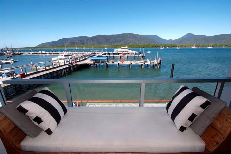 River view, Sea view