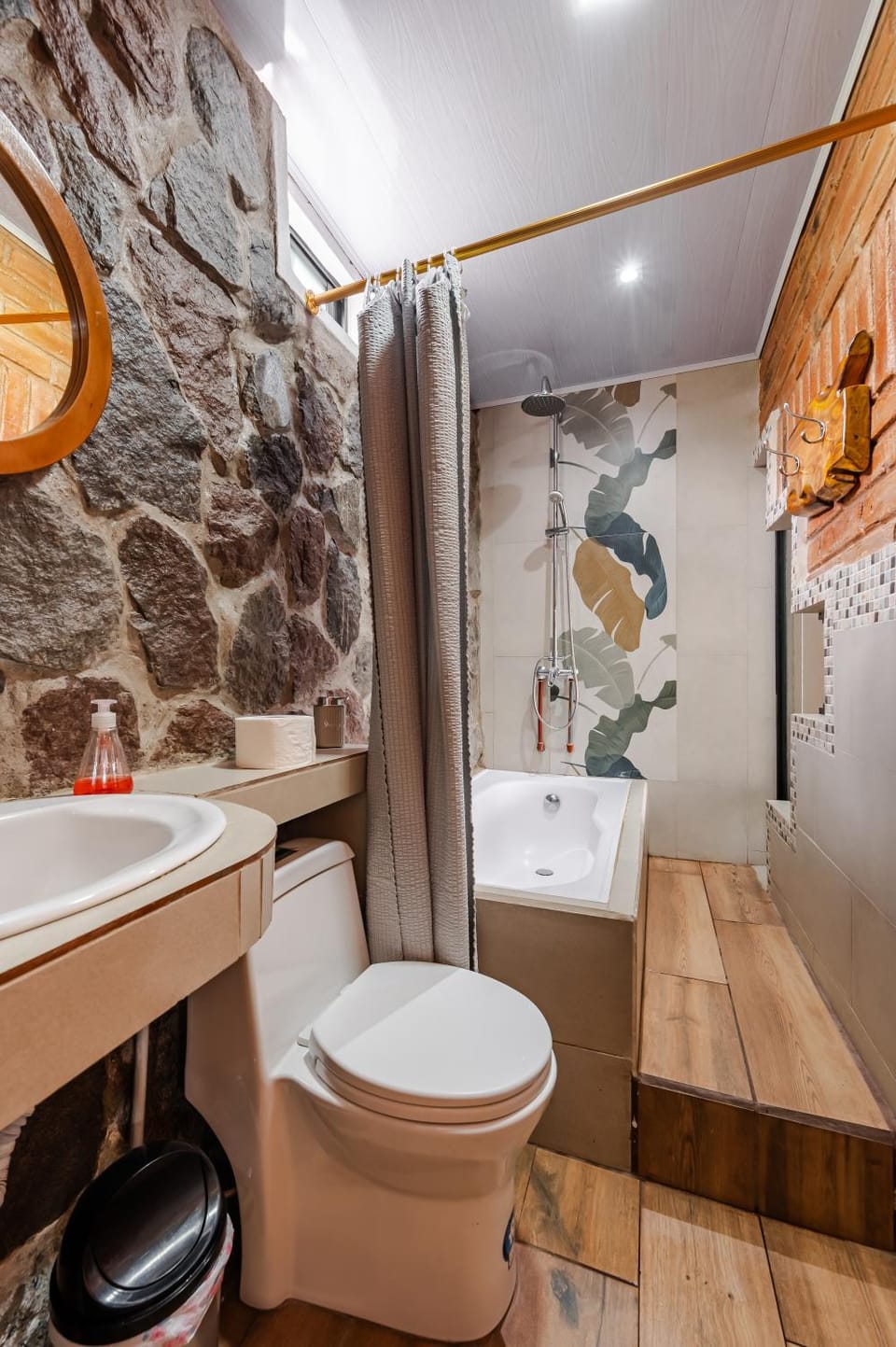 Shower, Toilet, Bathroom, Bath, towels