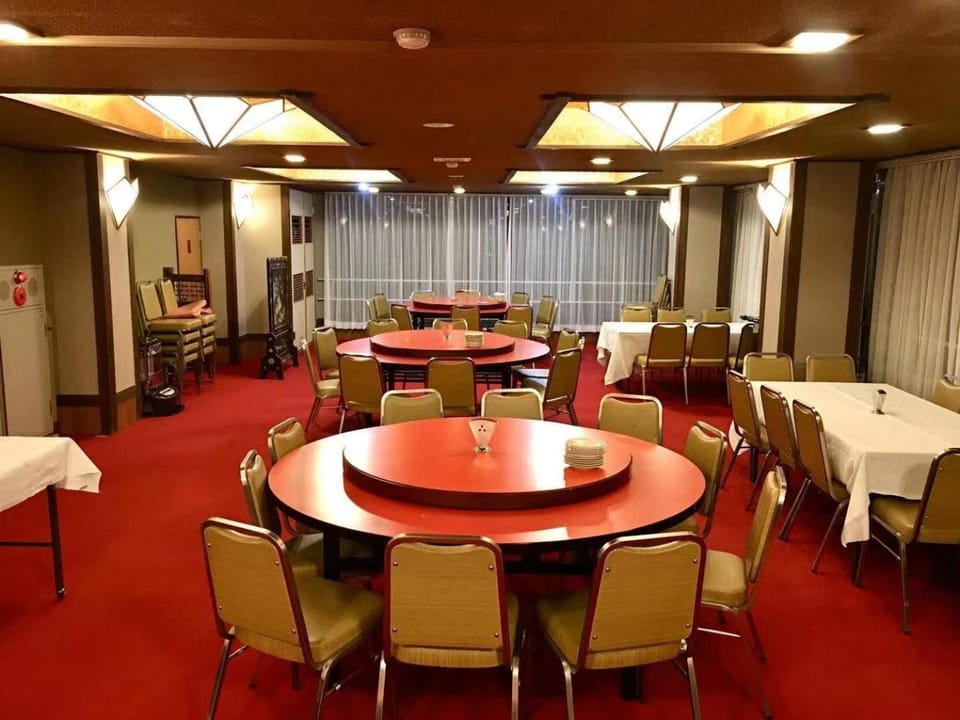 Rakki OnsenRyokan 楽奇温泉旅館 Ryokan in Shimotakai District
