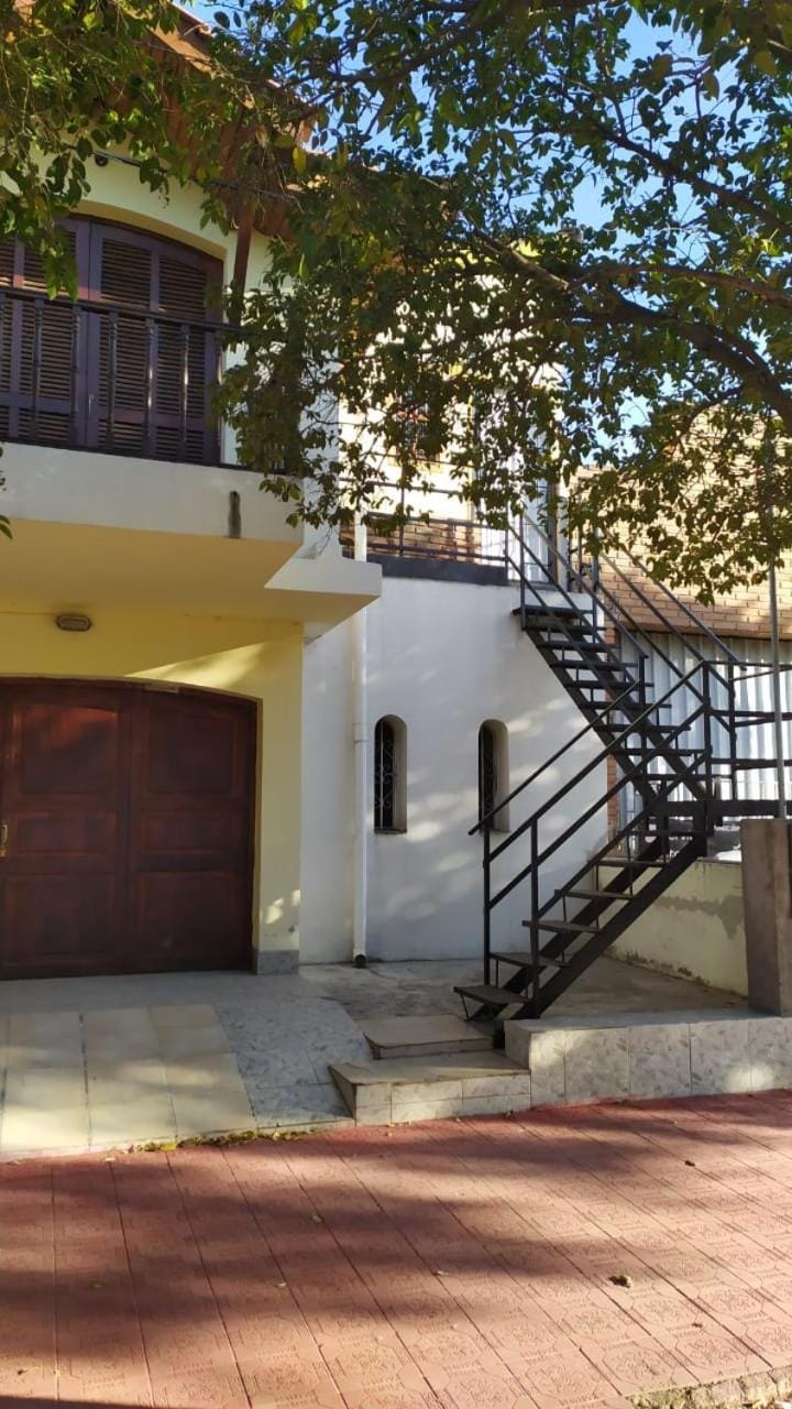CASONA POETA AIRPORT Hostel in Cordoba