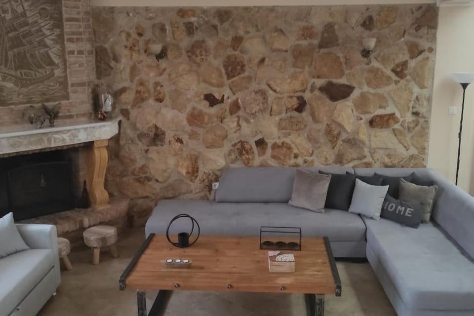 Nikos House Megara Country House in Euboea