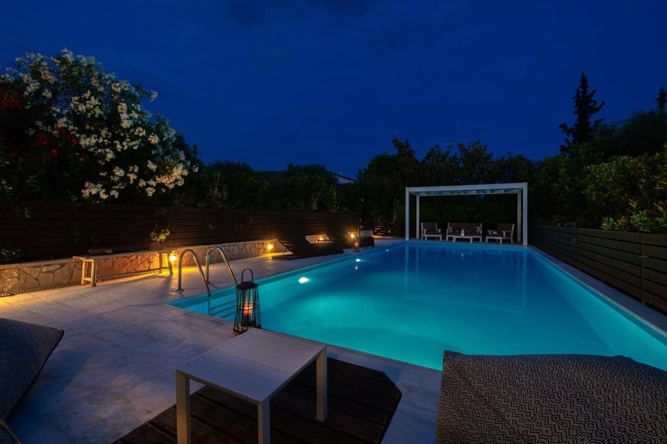 SUN VILLA GLYFADA Country House in Peloponnese, Western Greece and the Ionian