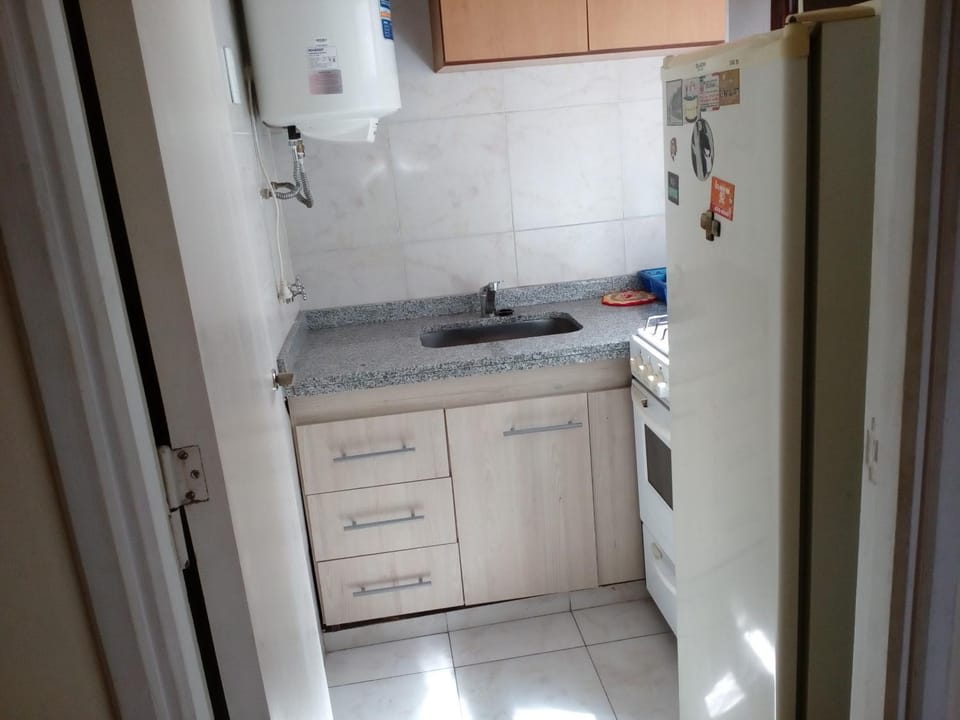 Mardel 2 amb 4 pers terraza 10x5 manzana peatonal Apartment in Mar del Plata