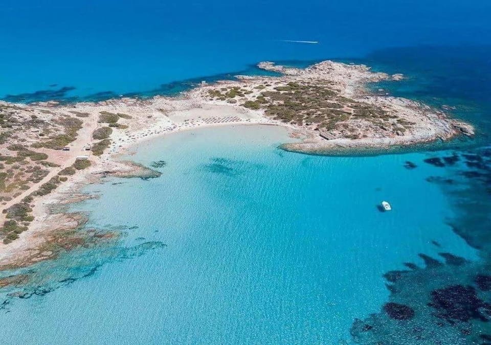 Seaside Elegance 50m from the Beach Villa in Pittulongu