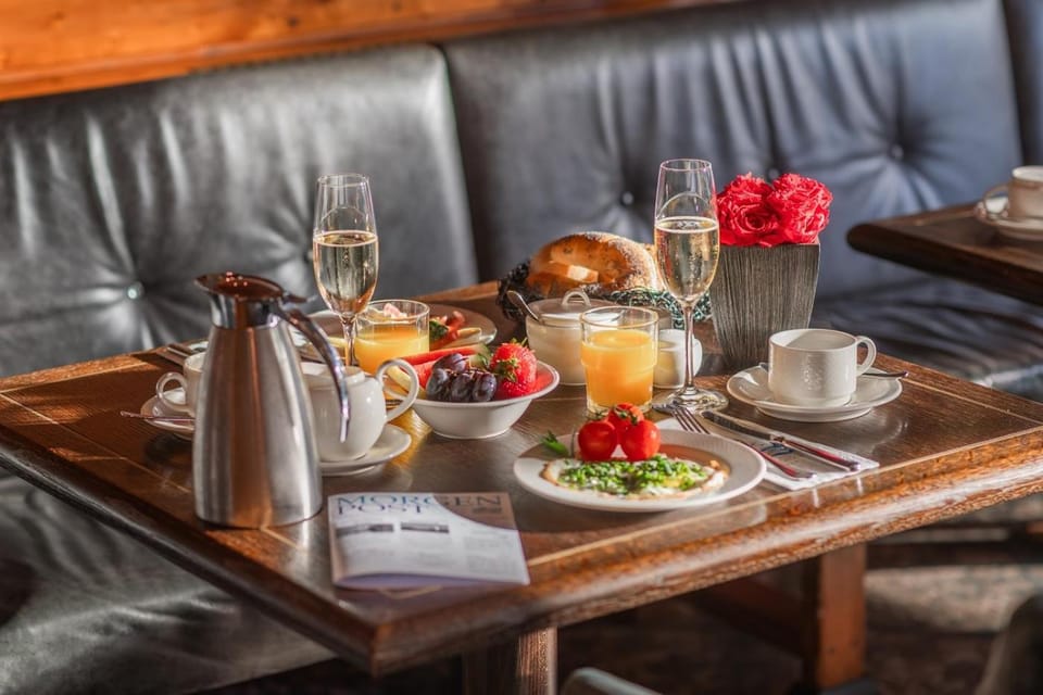 Restaurant/places to eat, Breakfast