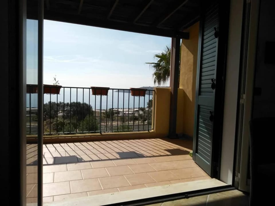View (from property/room), Balcony/Terrace