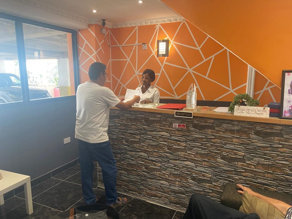 Staff, People, Lobby or reception, group of guests