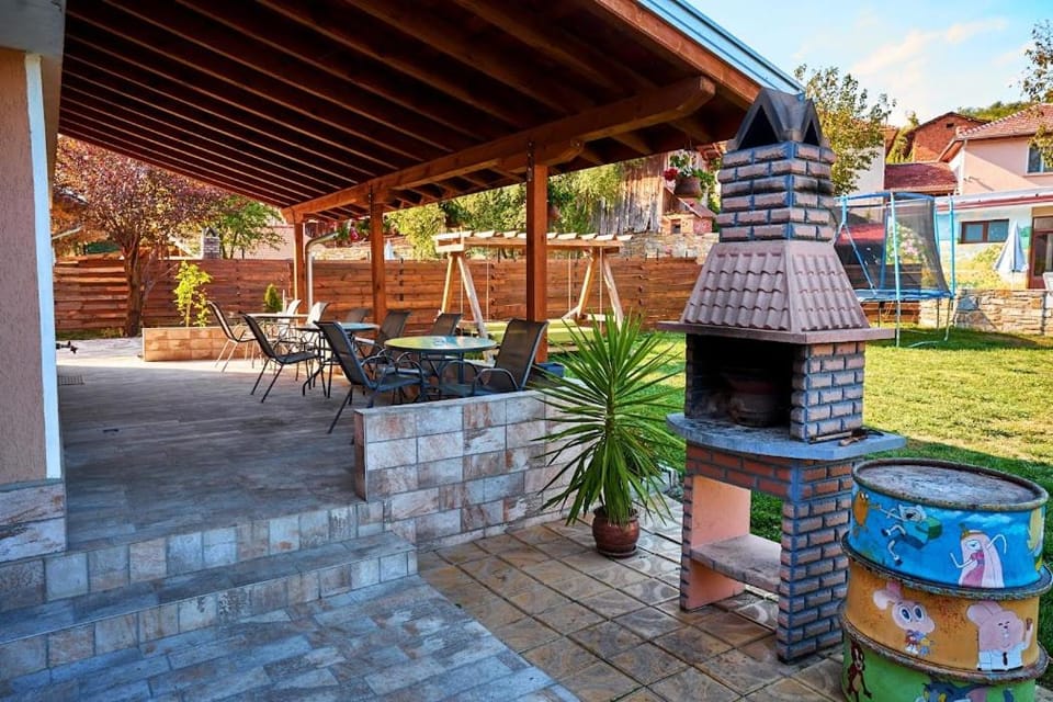 BBQ facilities, Garden view