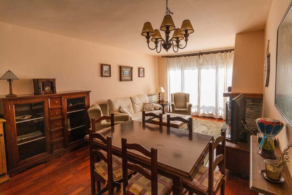 Apartamento MALADETA Apartment in Vielha