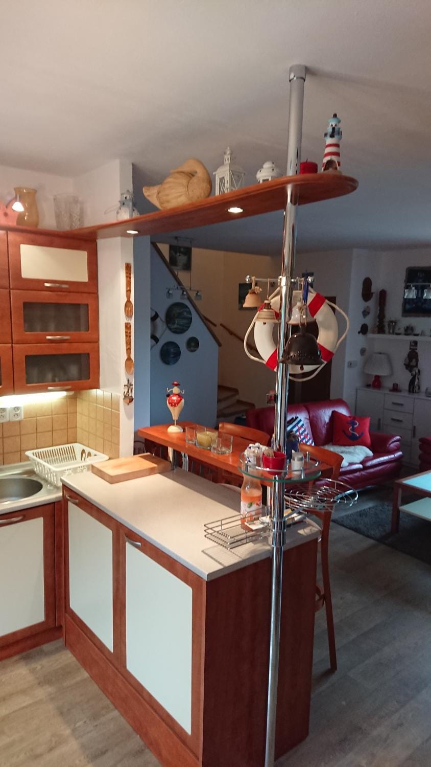 Lounge or bar