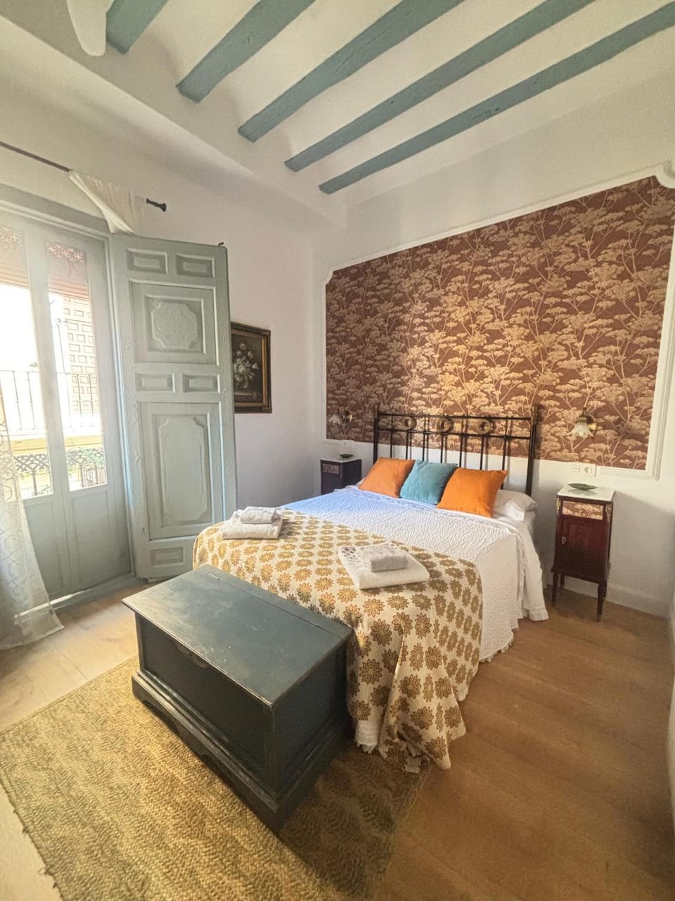 Bed, Balcony/Terrace, Photo of the whole room, Bedroom