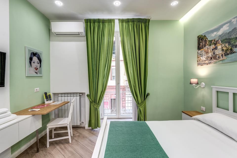 Casa GALU' Bed and Breakfast in Naples