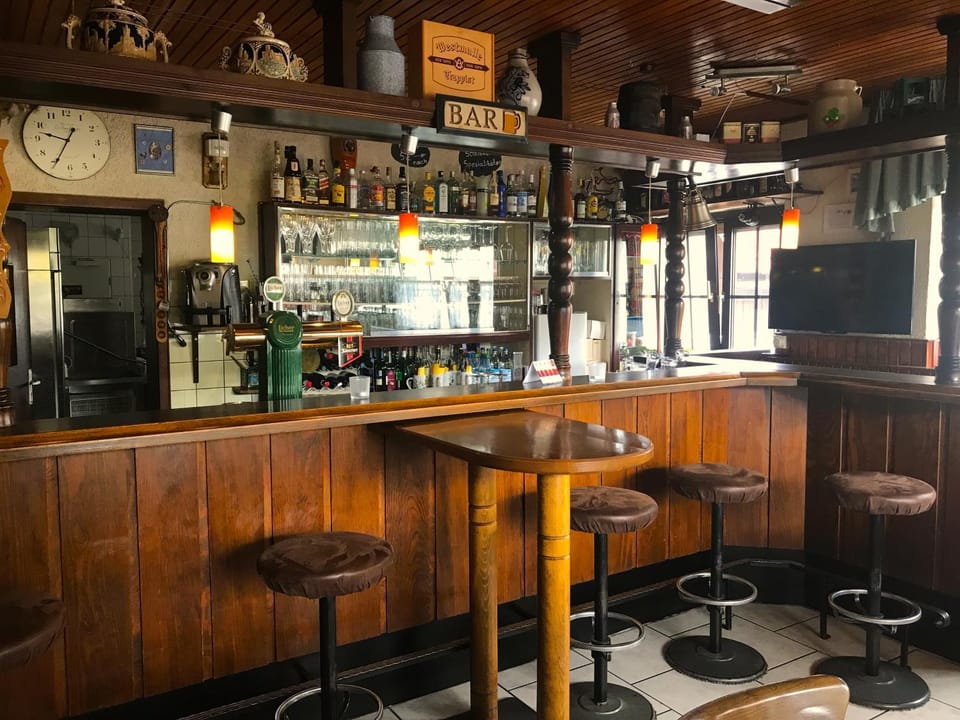 Lounge or bar