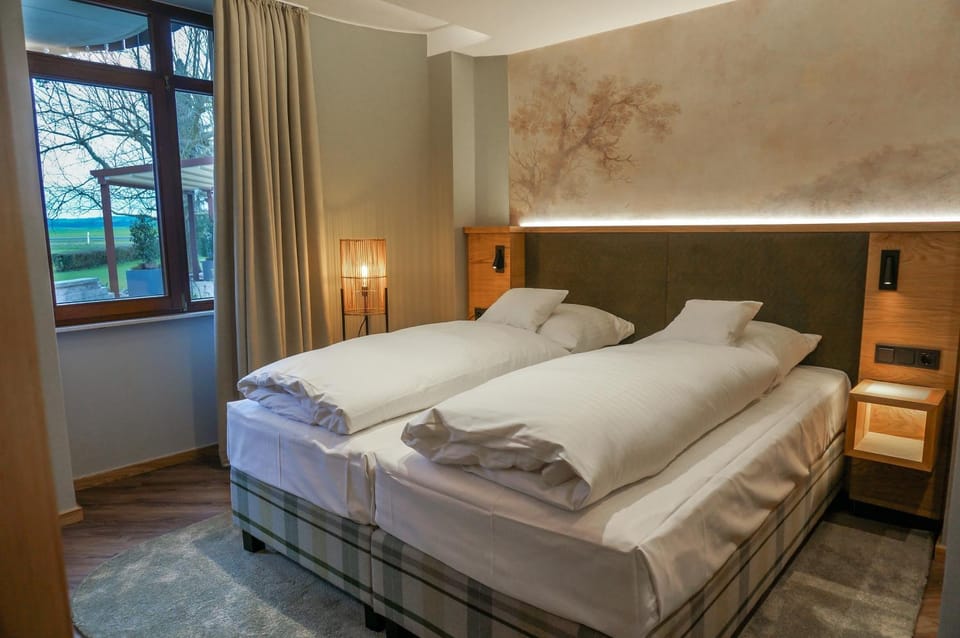 Staff, Photo of the whole room, Bedroom