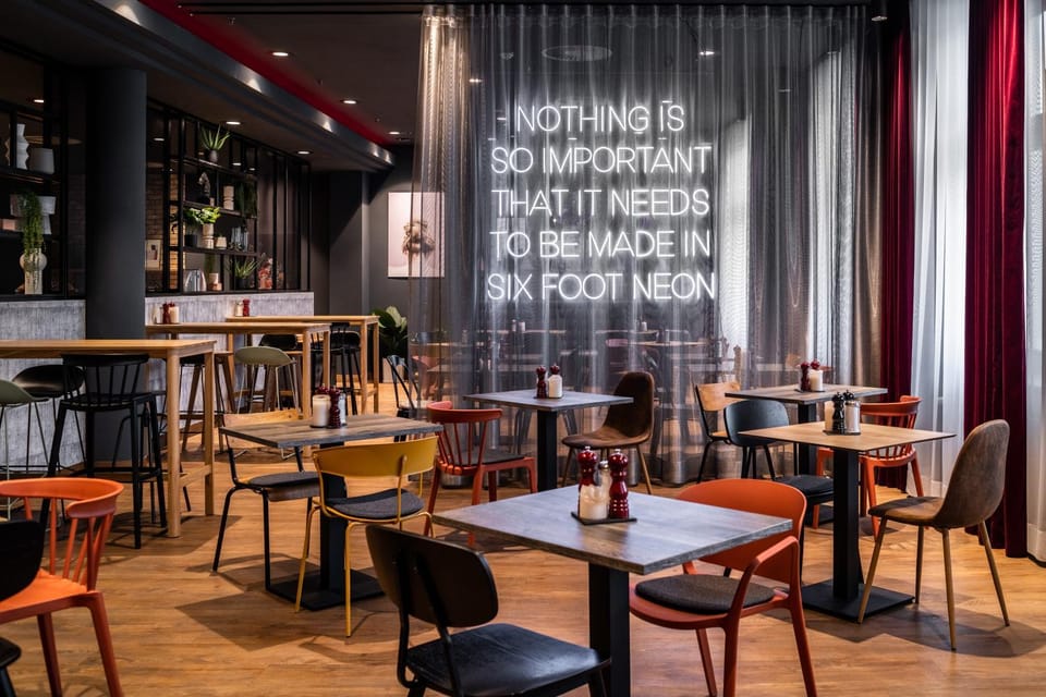 Restaurant/places to eat