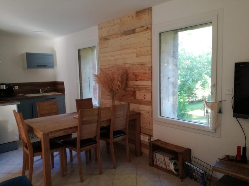 L'Echevine en vercors House in Provence