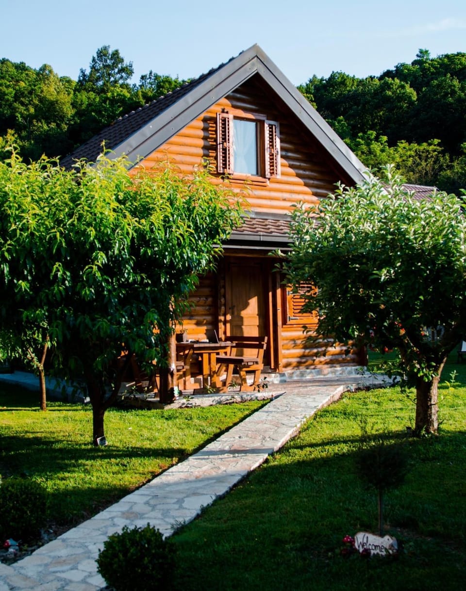 Property building, Spring, Garden, Garden view