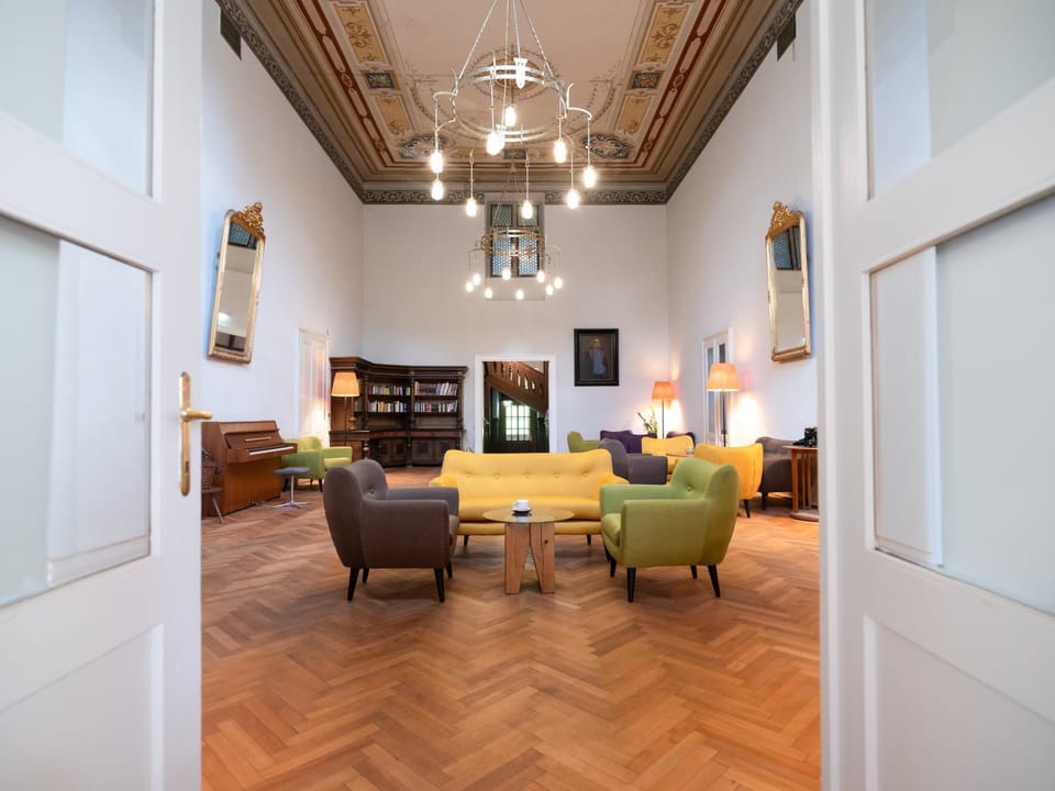 Communal lounge/ TV room, Lounge or bar