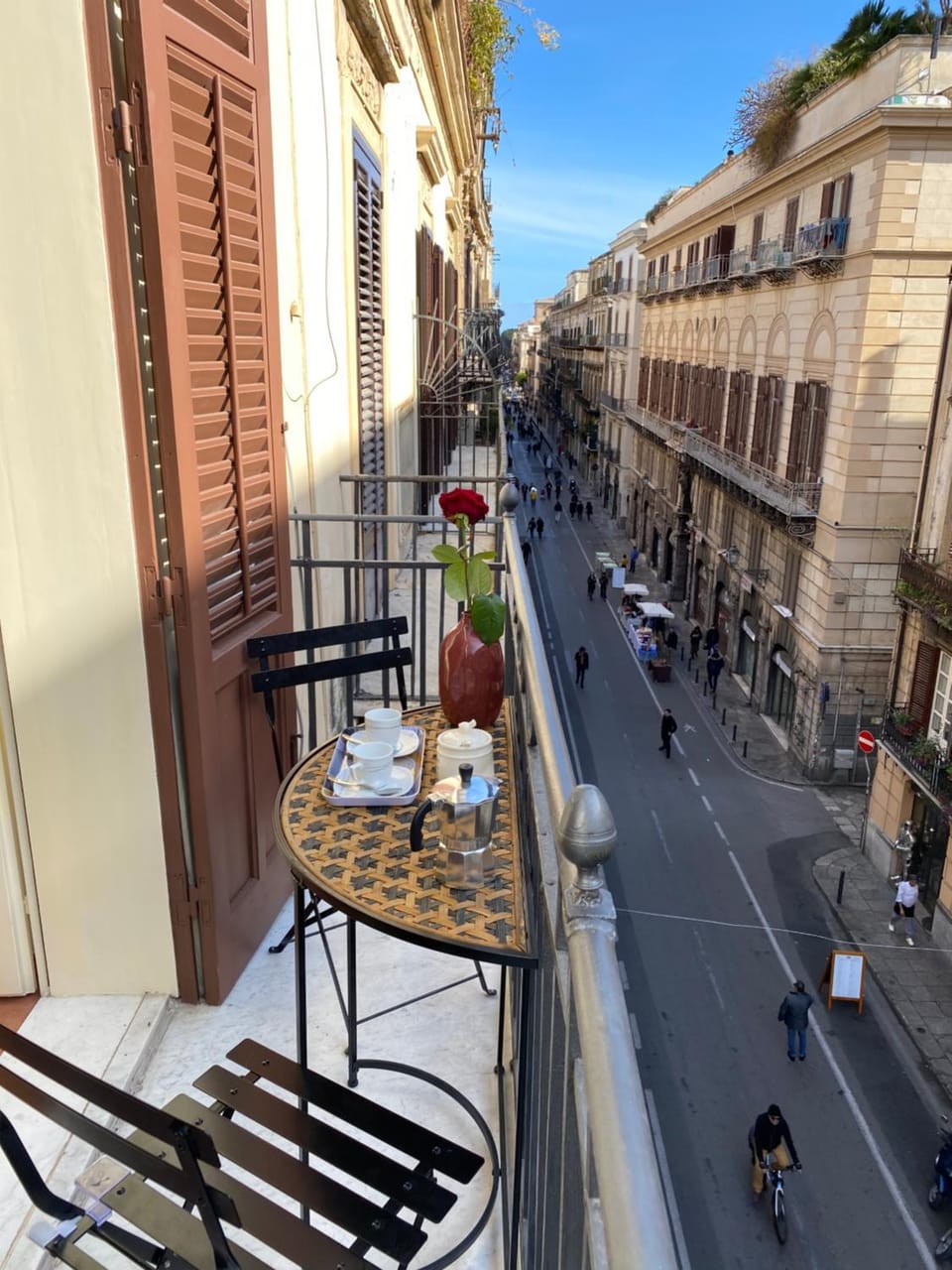 Balcony/Terrace, City view