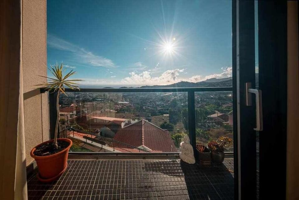Casa da Terça - Nice View and Parking Villa in Funchal