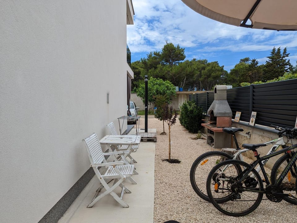 Patio, Day, Cycling