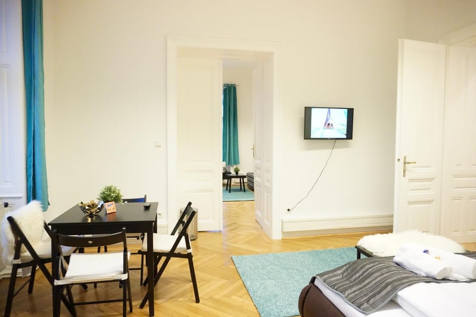 Urban City Apartment - Contactless Check-In Apartment in Vienna