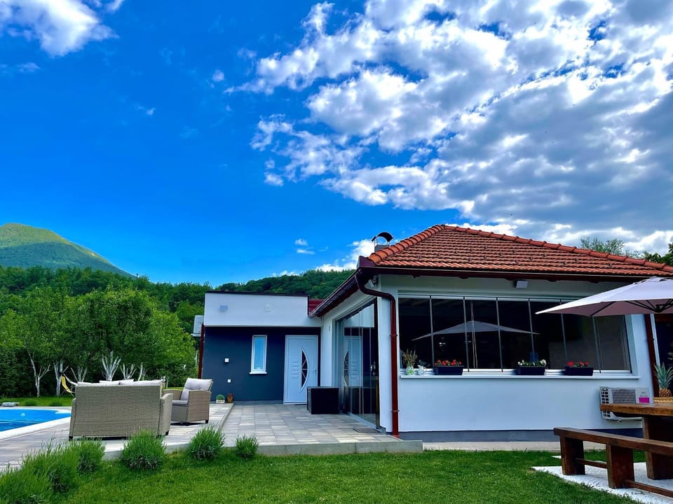 Crystal Račić House in Lika-Senj County