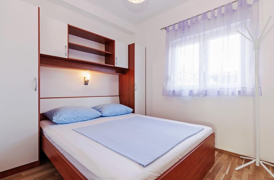 Apartment Marelja - free private parking and balcony Apartment in Zadar