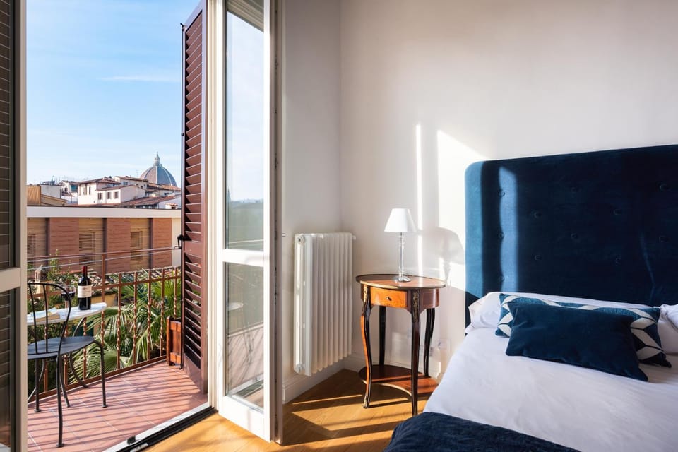Balcony/Terrace, Photo of the whole room