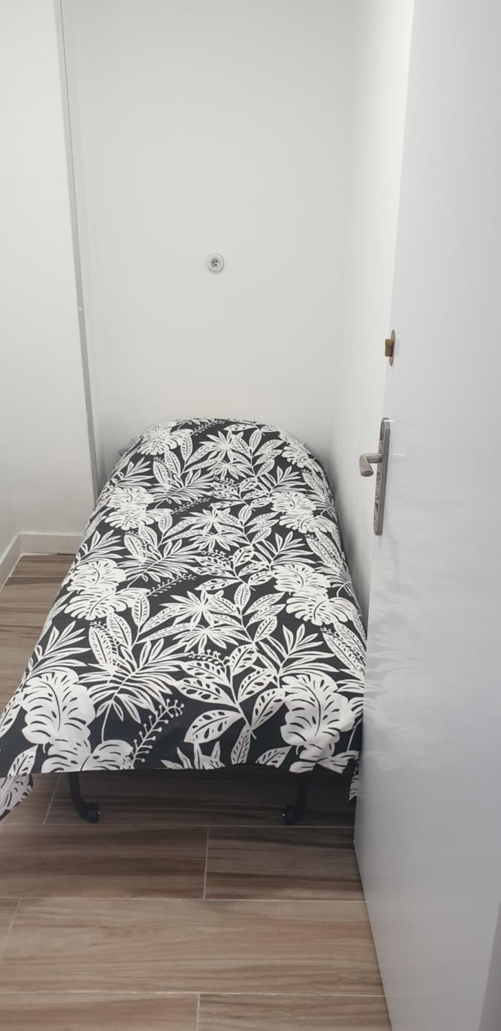 Spacious Apartment Madrid - Metro Barrio del Pilar Apartment in Madrid