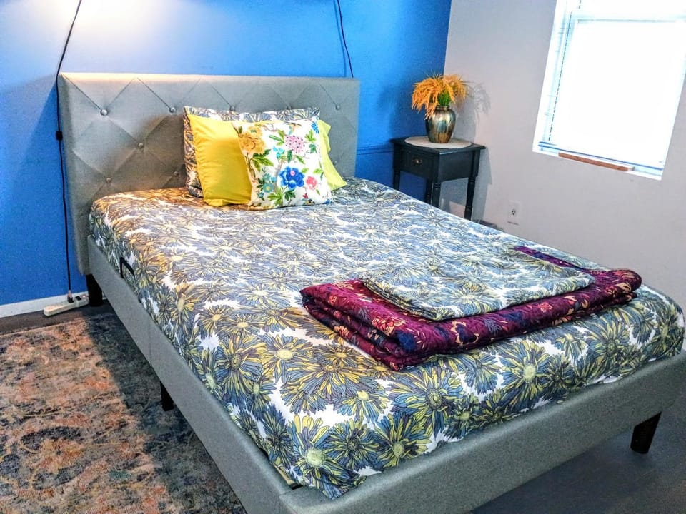 Bed, Bedroom