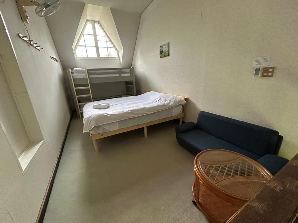 Hakuba Snow Fox Bed and Breakfast in Hakuba