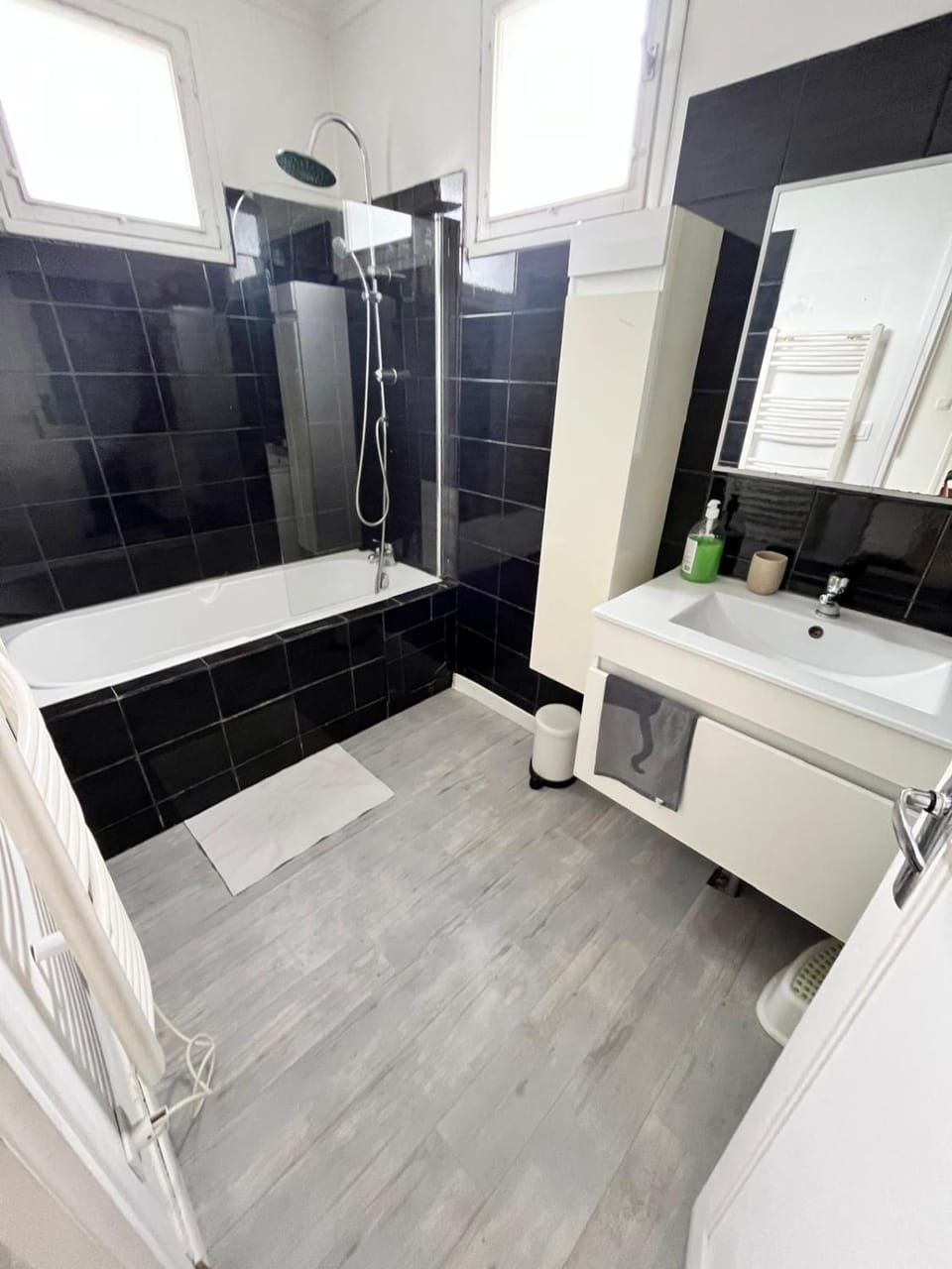 Pavillons 6 personnes 15 minutes Disney House in Lagny-sur-Marne