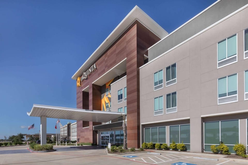 Property building, Day