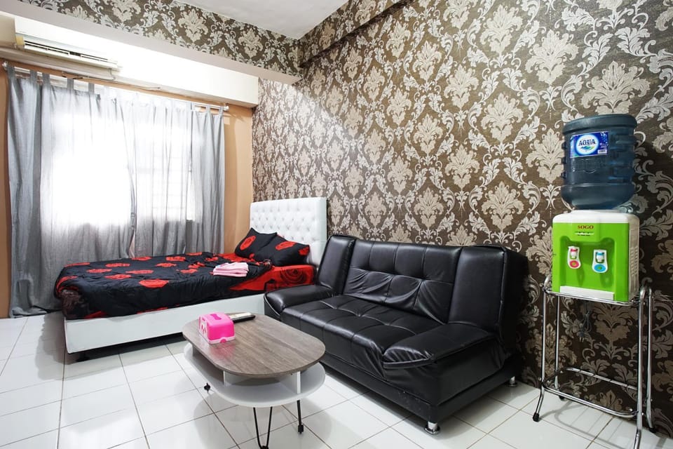 Living room, Seating area, Bedroom