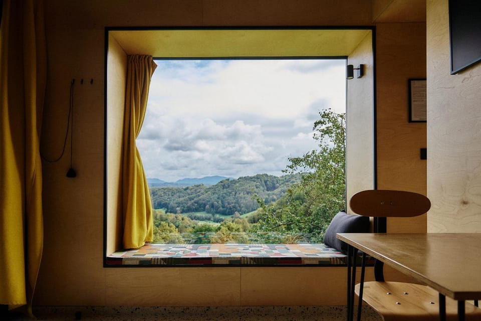 Day, Natural landscape, View (from property/room), Dining area