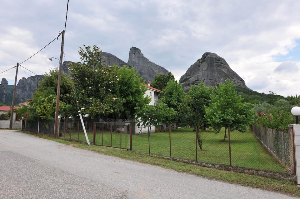 Vila Vasi- Μodern maisonette view Meteora Villa in North Macedonia