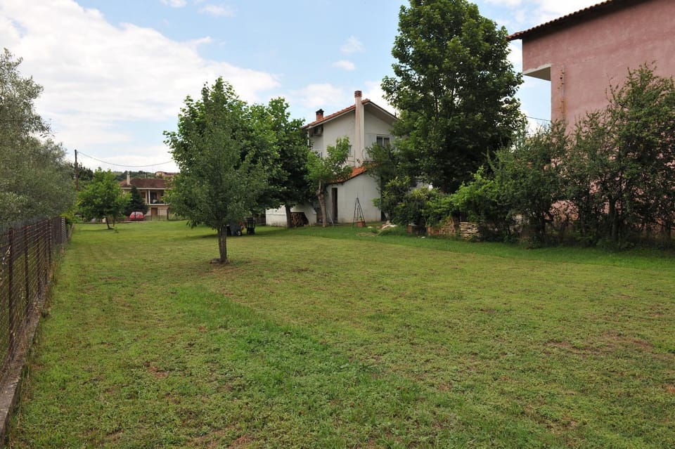 Vila Vasi- Μodern maisonette view Meteora Villa in North Macedonia