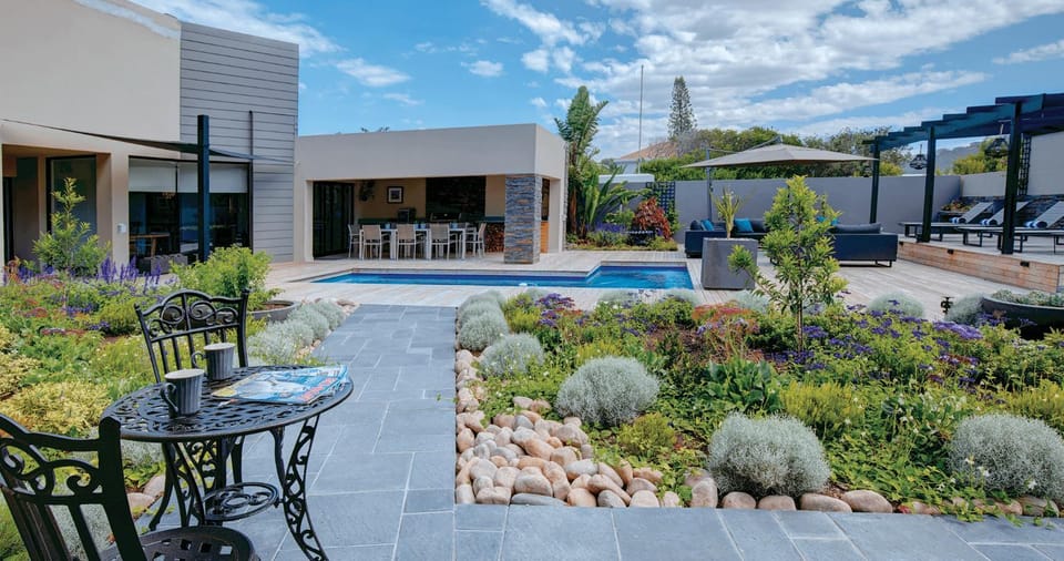 Garden view, Mountain view, Pool view, Swimming pool, Swimming pool