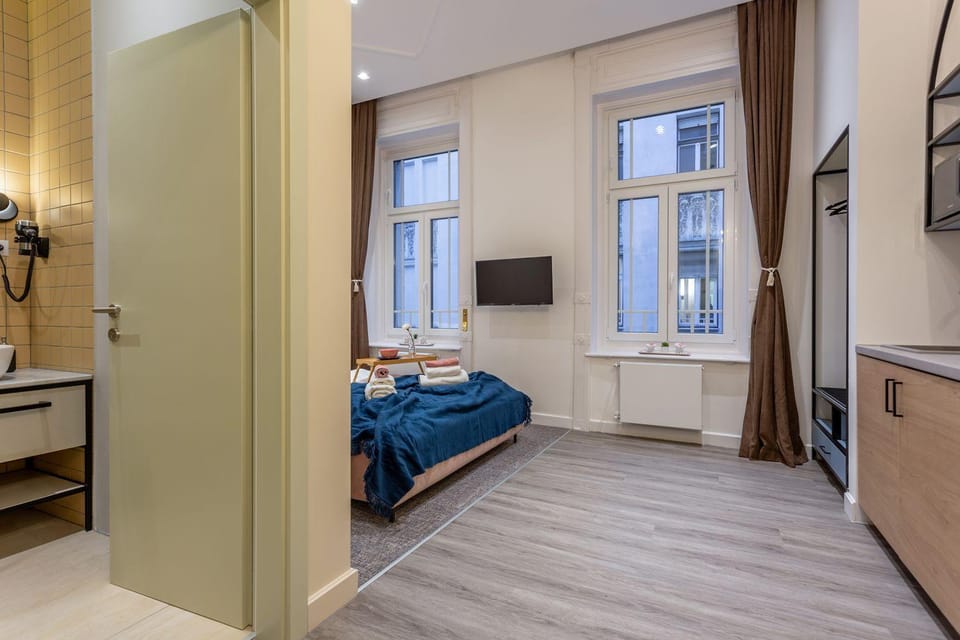 View (from property/room), Photo of the whole room